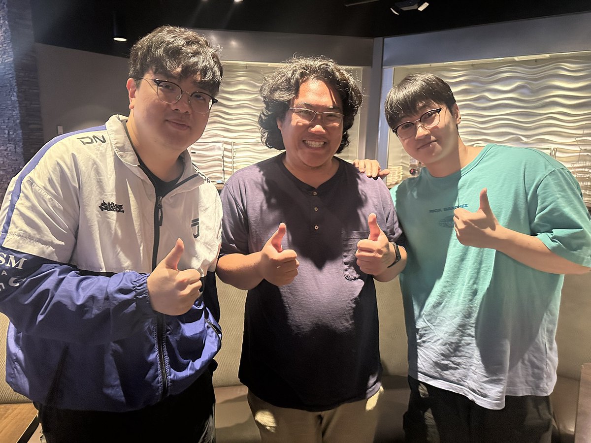 Elvena (@_elvena) on Twitter photo <a href="/ChainShiftEvent/">CHAIN SHIFT 2025</a> was so much fun. Happy to have had the opportunity to volunteer and commentate tekken . Didnβt have too bad of a run either. <a href="/ChainShiftEvent/">CHAIN SHIFT 2025</a> was so much fun. Happy to have had the opportunity to volunteer and commentate tekken . Didnβt have too bad of a run either.