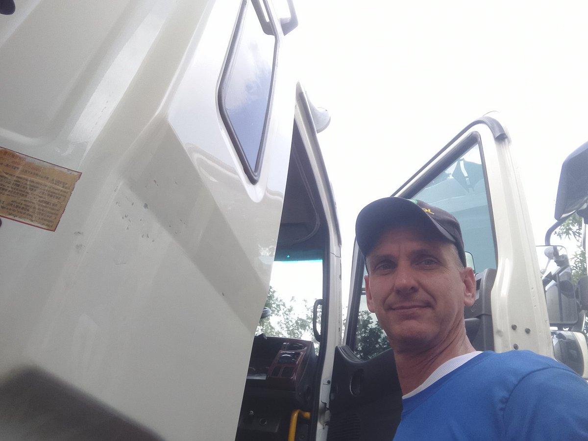 Con determinación y resiliencia enfrentamos los retos financieros  diarios para mantener activas las operaciones productivas.
Los ajustes técnicos de manejo comienzan en la finca y continúan a lo largo de la cadena de transformación y comercialización.
#ganaderia #grassfed 🇻🇪