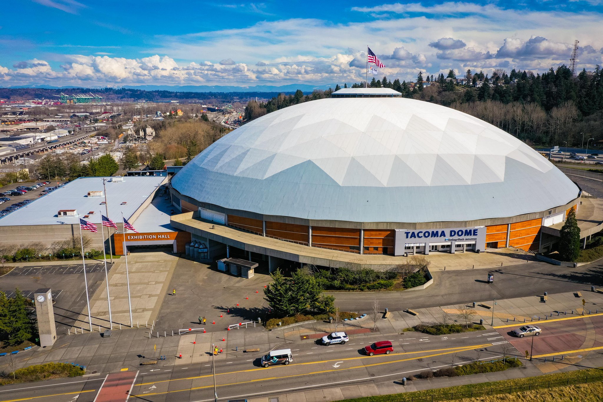 Leave your artistic footprint on one of #Tacoma’s most recognizable landmarks – the @TacomaDome! We’re seeking artists to create artwork for the lower Northwest Plaza area that honors the cultural presence, stories, and language of the Puyallup Tribe. https://tacoma.gov/government/departments/arts-cultural-vitality/opportunities/ 