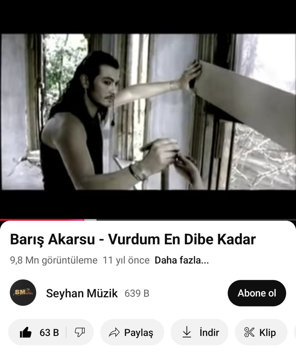 Cem Karaca , Barış Manço ruhunu hissettiren bir sen vardın. Efsaneler 28 yaşında ölür.. Ruhun şad olsun.🙏🏽