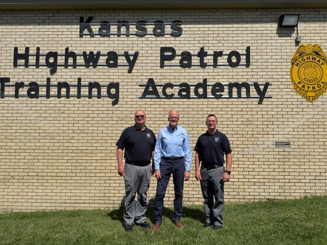 On Friday I toured the @kshwaypatrol training academy in Salina. Recruits complete a 23-week curriculum of law enforcement skills and field training to prepare them for service in the KHP uniform. Thank you, troopers, for your tireless efforts to keep us safe on the road.