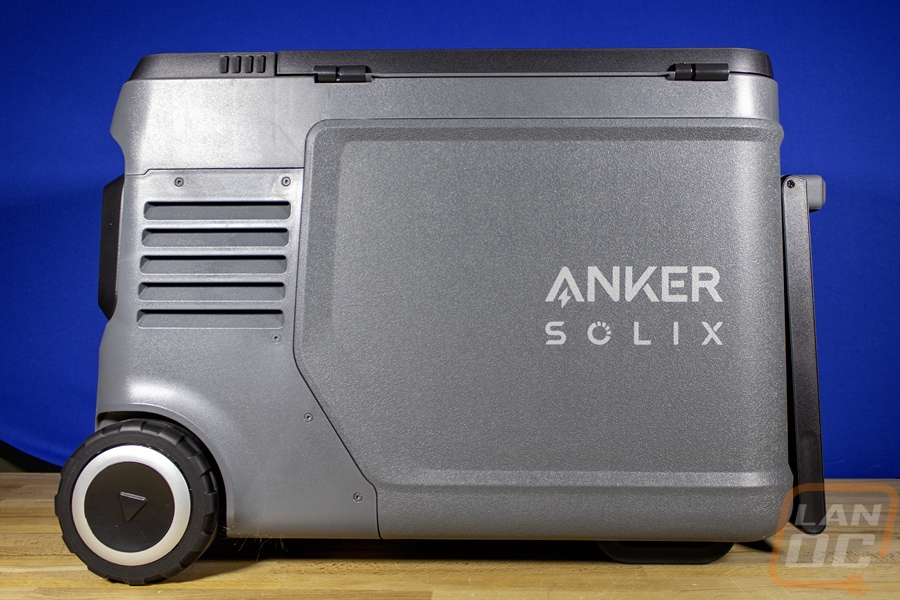 With this heat, it's a perfect time to have a cooler that doesn't require ice at all. I take a look at the <a href="/AnkerOfficial/">Anker</a>  Solix Everfrost 2 to see what has improved from the original design that we also took a look at. 

lanoc.org/review/other/a…
