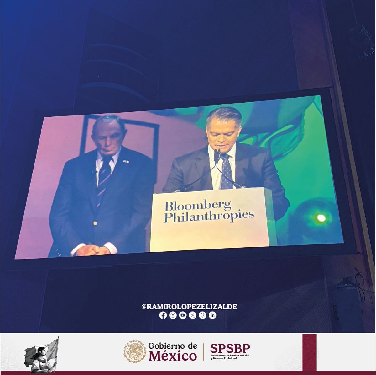 RamiroLopezE's tweet photo. Un honor recibir el Premio @BloombergDotOrg 2025 en representación de México por nuestras políticas firmes contra el tabaquismo. Este reconocimiento es de todas y todos los que luchan por un país #LibreDeHumo. 🚭
#MéxicoSinTabaco #BloombergAwards2025 #LibreDeHumo #PorMéxico🇲🇽 https://t.co/wcAIsswRJP
