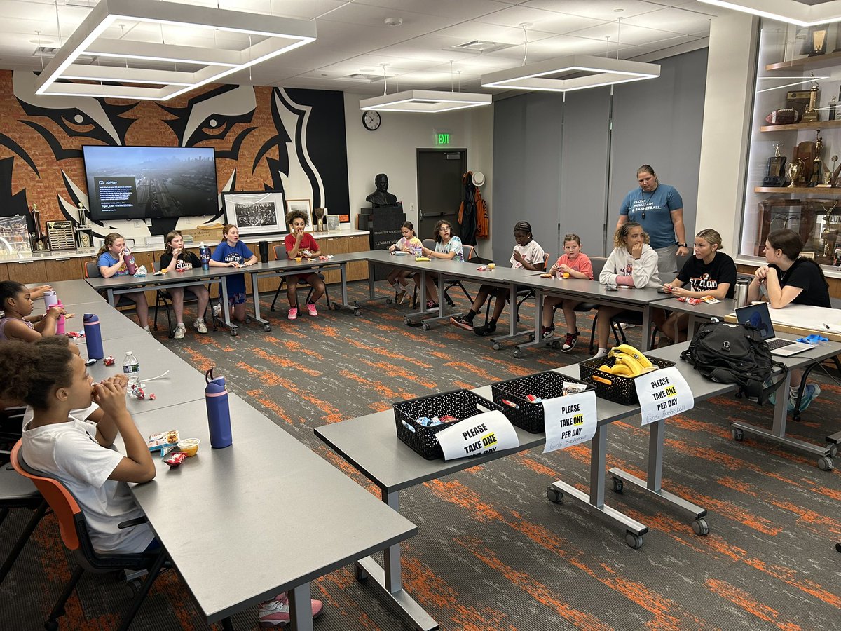 STC_CRUSHgbb's tweet photo. Last Pics of Team Camp Day One! https://t.co/uubjXnMeWB