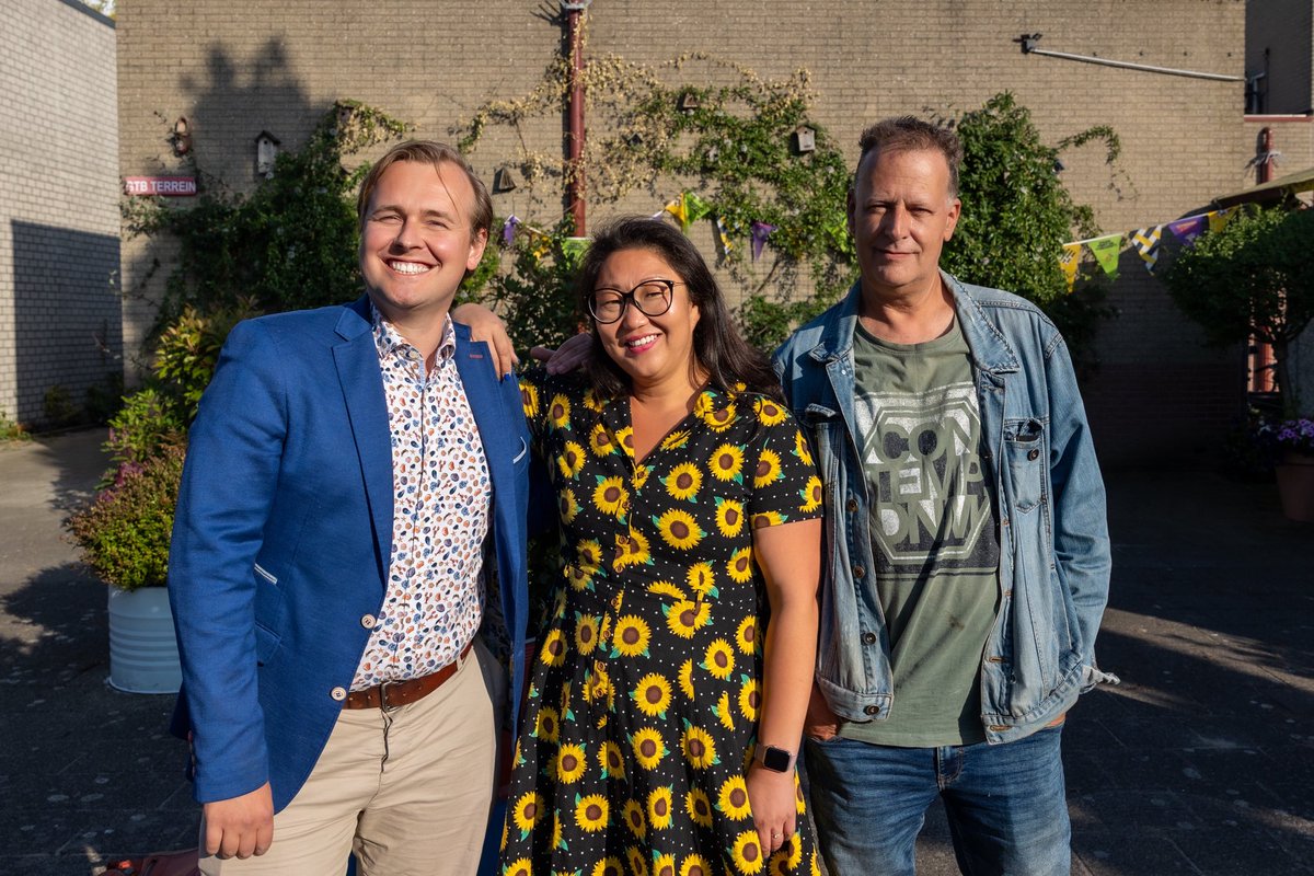 Het is officieel! Ik ben de lijsttrekker van onze linkse beweging! 

Tijdens de eerste gezamenlijke alv van GL, PvdA en PS kozen de leden unaniem onze top 3! Ik heb veel zin om met Wijnand (2) &amp; John (3) aan de slag te gaan voor een sociaal, duurzaam en optimistisch Schiedam!