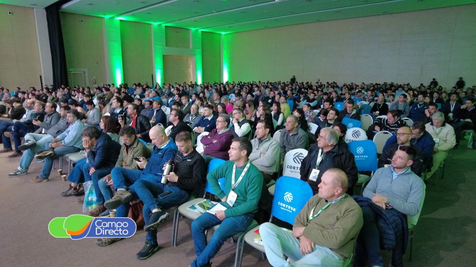 Campo Directo (@campodirecto) on Twitter photo El Encuentro Nacional de Monitoreo se realizará el 25 y 26 de junio en el Quorum Hotel de Córdoba capital, una edición especial: la de los 20 años. <a href="/halconmonitoreo/">Halcón Monitoreos</a>
#EncuentrodeMonitoreo #plagas #aplicacion #monitoreo #controldeplagas #malezas
campodirecto.com.ar/el-encuentro-d… El Encuentro Nacional de Monitoreo se realizará el 25 y 26 de junio en el Quorum Hotel de Córdoba capital, una edición especial: la de los 20 años. <a href="/halconmonitoreo/">Halcón Monitoreos</a>
#EncuentrodeMonitoreo #plagas #aplicacion #monitoreo #controldeplagas #malezas
campodirecto.com.ar/el-encuentro-d…