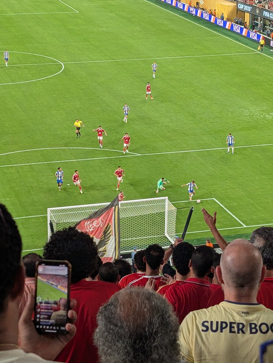 GOAL
<a href="/FCPorto/">FC Porto</a> score

Came straight after Al Ahyl had a goal disallowed for offside