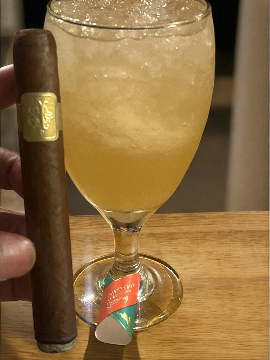 Topping off the night with a delicious Diesel Whiskey Row Founder’s Collection RaceKing Toro. #CigarLifeStyle