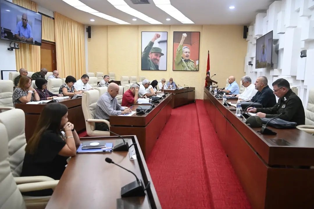 DaymiZamora's tweet image. Inicia en Cuba el Tercer Ejercicio Nacional de Prevención y Enfrentamiento al Delito**  Este operativo busca reforzar las acciones de las instituciones estatales,  las organizaciones de masas y la participación ciudadana.🇨🇺 #CubaVencerá 
#LatirAvileño #1ro