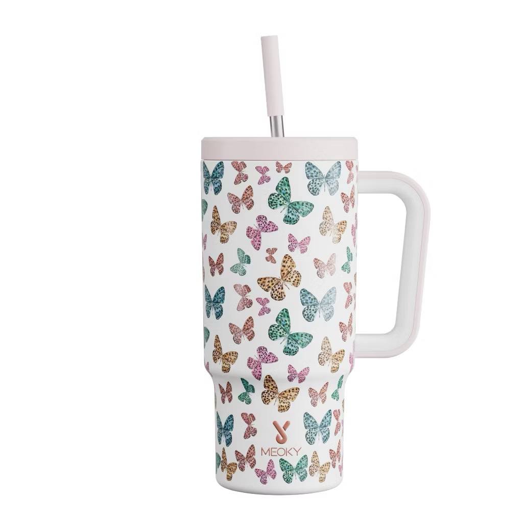 gedungmaya's tweet photo. Kenapa cute sangat tumbler ni😭 

Kena add to collection ni🫣 tengok review air panas sejuk tahan 24 jam jgk.. harga pun murah

Tapi,... https://t.co/JPD9ktT16V