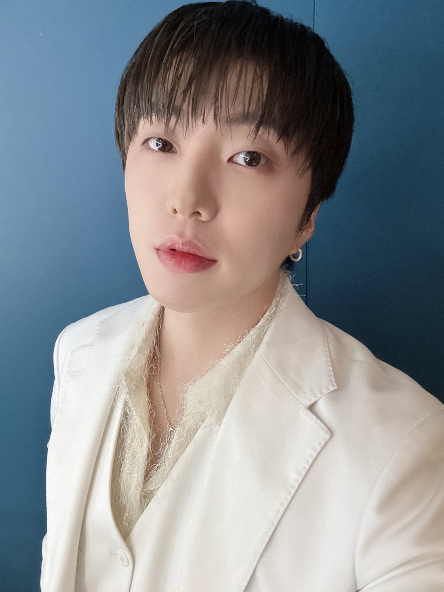𝟰 WINNER CIRCLE (@4_winner_circle) on Twitter photo 👉🏼This week in KSY👉🏼
24/6 Tue 📺
SeungSeung TV with Hoony
26/6 Thu 🔍
SBS Kkokkomu
27/6 Fri 🎧
SBS Power FM Cultwo Show
29/6 Sun 🎤
MBC King of Masked Singer
#YOON #강승윤 <a href="/official_yoon_/">official_yoon_</a>
#WINNER #위너 <a href="/yg_winnercity/">WINNER</a> <a href="/yginnercircle/">OFFICIAL INNER CIRCLE</a> 👉🏼This week in KSY👉🏼
24/6 Tue 📺
SeungSeung TV with Hoony
26/6 Thu 🔍
SBS Kkokkomu
27/6 Fri 🎧
SBS Power FM Cultwo Show
29/6 Sun 🎤
MBC King of Masked Singer
#YOON #강승윤 <a href="/official_yoon_/">official_yoon_</a>
#WINNER #위너 <a href="/yg_winnercity/">WINNER</a> <a href="/yginnercircle/">OFFICIAL INNER CIRCLE</a>