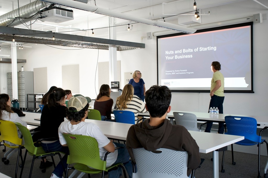 The Accelerator teams heard from Donica Forensich, CIE SBDC Economic Development Director and former attorney, who shared why starting smart matters. From business structure to legal prep, her insights will help our teams avoid costly missteps and build strong foundations. 👏