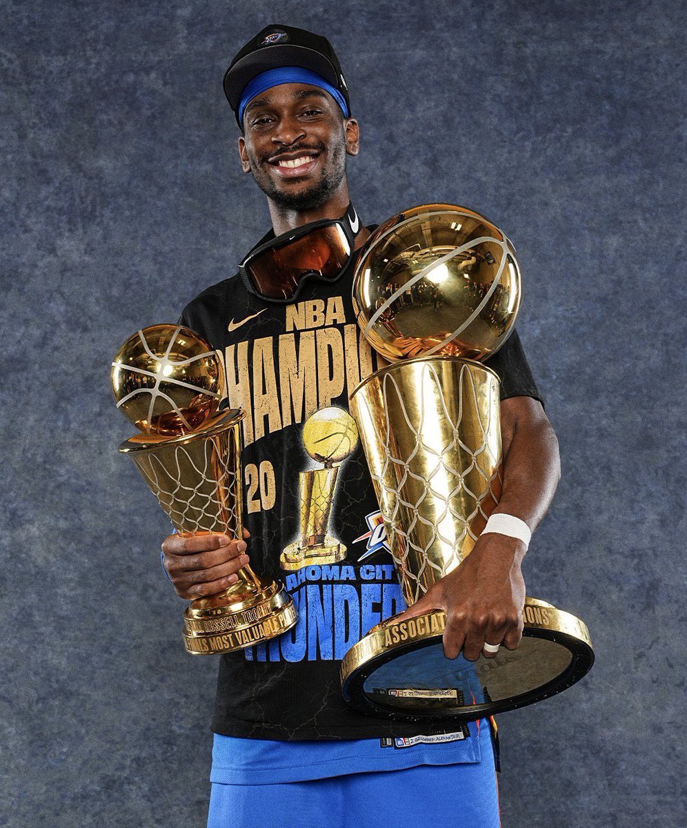 you’d have to use AI to get a picture like this of Luka 😭