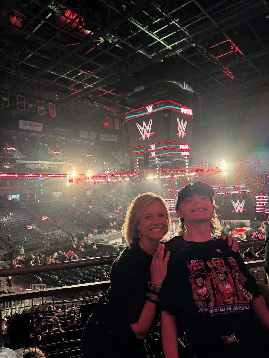 Live from Columbus, OH it’s <a href="/WWE/">WWE</a> Monday Night RAW and Dreamer Bryson!