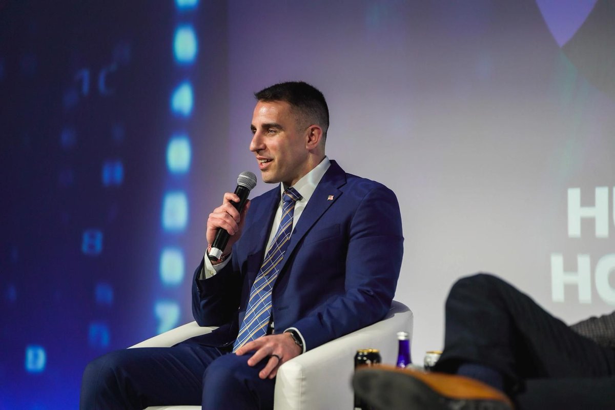 BREAKING: Anthony Pompliano lance ProCap Financial via une fusion SPAC de 1 milliard $.

Une plateforme financière axée sur le Bitcoin qui a déjà levé 775 millions $.

ProCap ambitionne de détenir jusqu'à 1 milliard $ en BTC et générer des revenus avec des stratégies de
