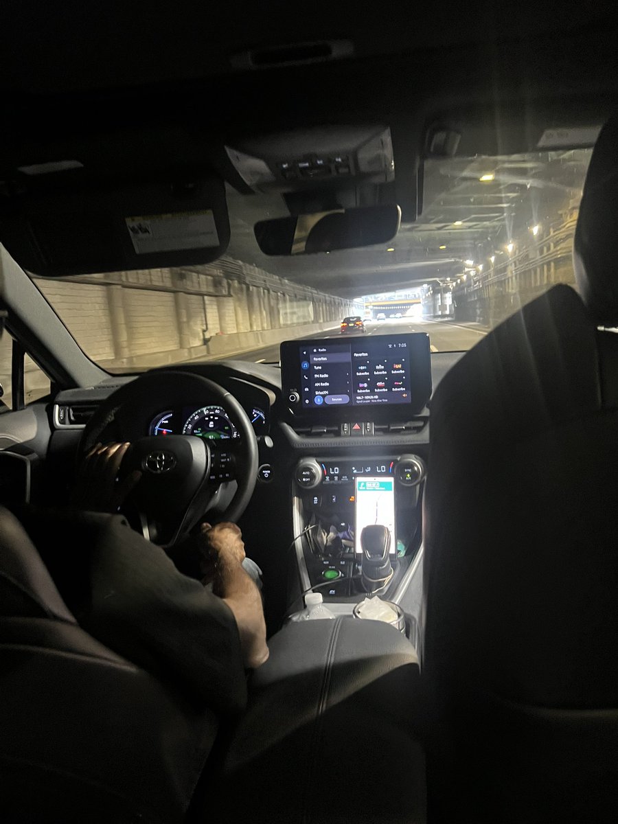 Dan Hausle tweet media