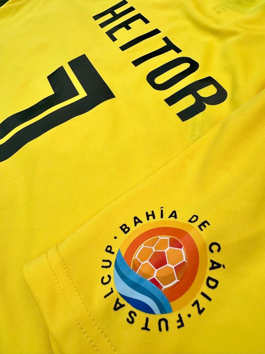 London Escolla Futsal Club (@escollafutsal) on Twitter photo ๐๐๐ฉ๐ฉ๐ข๐ง๐  ๐ข๐ง ๐๐ญ๐ฒ๐ฅ๐
The view from behind never looked this good.
New kit drop. Same hunger. ๐ฅ
Bahรญa de Cรกdiz, weโre coming in style. ๐ช๐ธ๐ช
#weareescolla #wearwfutsal ๐๐๐ฉ๐ฉ๐ข๐ง๐  ๐ข๐ง ๐๐ญ๐ฒ๐ฅ๐
The view from behind never looked this good.
New kit drop. Same hunger. ๐ฅ
Bahรญa de Cรกdiz, weโre coming in style. ๐ช๐ธ๐ช
#weareescolla #wearwfutsal