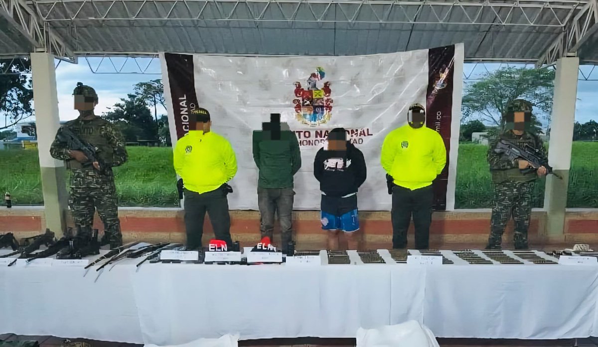 Octava División del Ejército Nacional (@ejercito_div8) on Twitter photo #LoÚltimo|🚨 Golpe al GAO ELN en Arauca, tropas de la #Brigada18 de la <a href="/Ejercito_Div8/">Octava División del Ejército Nacional</a> neutralizaron una estructura armada del Frente Domingo Laín Sanz, en la vereda Saparay, municipio Tame. #Arauca.
En el desarrollo de la operación, murieron 2 integrantes, fueron capturados 4 #LoÚltimo|🚨 Golpe al GAO ELN en Arauca, tropas de la #Brigada18 de la <a href="/Ejercito_Div8/">Octava División del Ejército Nacional</a> neutralizaron una estructura armada del Frente Domingo Laín Sanz, en la vereda Saparay, municipio Tame. #Arauca.
En el desarrollo de la operación, murieron 2 integrantes, fueron capturados 4