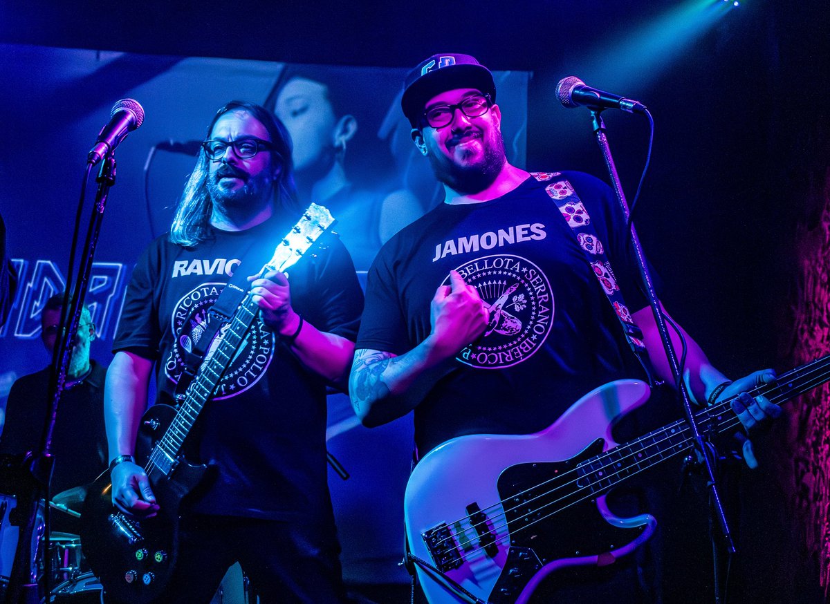 Cada vez estamos más cerca de la fecha!
𝐌𝐀𝐊𝐄 𝐌𝐀𝐓𝐄𝐎 𝐇𝐀𝐏𝐏𝐘 𝐀𝐆𝐀𝐈𝐍 🏁🎉
21 hs - MVD Under Bar (Canelones 782)

Agente 86 + De la nada + Ciudad Orsai 

Entradas en : 
cobraticket.uy/e/mateos-birth…