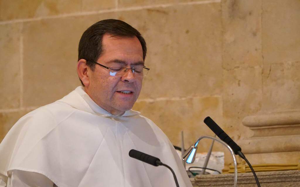 Caracol Bucaramanga (@caracolbga) on Twitter photo Murió fraile santandereano que era rector de convento en Roma, Italia. acortar.link/1rjKic <a href="/USANTOTOMASCOL/">U. SANTO TOMÁS CBIA.</a> <a href="/EUstabuca/">Egresados Ustabuca</a> <a href="/NegociosUSTAbga/">Negocios USTA Bga</a> <a href="/JCOrdonez01/">Juan Carlos Ordóñez</a> <a href="/maribelgallo_/">Maribel Gallo Díaz</a> <a href="/pro_santander/">Prosantander</a> <a href="/pvirviescasg/">pastor virviescas</a> <a href="/Jp_Remolina/">Juan Pablo Remolina</a> <a href="/CCBucaramanga/">Cámara de Comercio de Bucaramanga</a> <a href="/GralJuvenalDiaz/">General Juvenal Díaz</a> <a href="/JDCavanzoOrtiz/">José David Cavanzo O</a> Murió fraile santandereano que era rector de convento en Roma, Italia. acortar.link/1rjKic <a href="/USANTOTOMASCOL/">U. SANTO TOMÁS CBIA.</a> <a href="/EUstabuca/">Egresados Ustabuca</a> <a href="/NegociosUSTAbga/">Negocios USTA Bga</a> <a href="/JCOrdonez01/">Juan Carlos Ordóñez</a> <a href="/maribelgallo_/">Maribel Gallo Díaz</a> <a href="/pro_santander/">Prosantander</a> <a href="/pvirviescasg/">pastor virviescas</a> <a href="/Jp_Remolina/">Juan Pablo Remolina</a> <a href="/CCBucaramanga/">Cámara de Comercio de Bucaramanga</a> <a href="/GralJuvenalDiaz/">General Juvenal Díaz</a> <a href="/JDCavanzoOrtiz/">José David Cavanzo O</a>