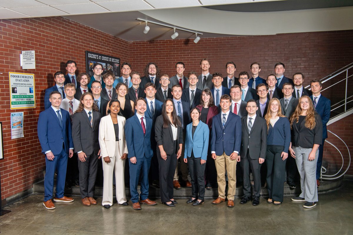 LECOCAREERS's tweet photo. We’re excited to officially welcome our 2025 class of trainees to Lincoln Electric! This talented group represents the future of innovation, leadership, and excellence. Let’s give them a warm welcome as they begin their journey with us! 👏
 
#LincolnElectric #BeTheLinc https://t.co/7dtJ5BZiIh