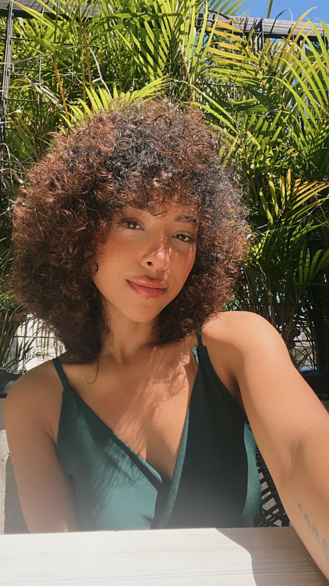 Feminine sensitivity is not weakness; it is the silent strength that turns pain into tenderness and struggle into 
compassion✨