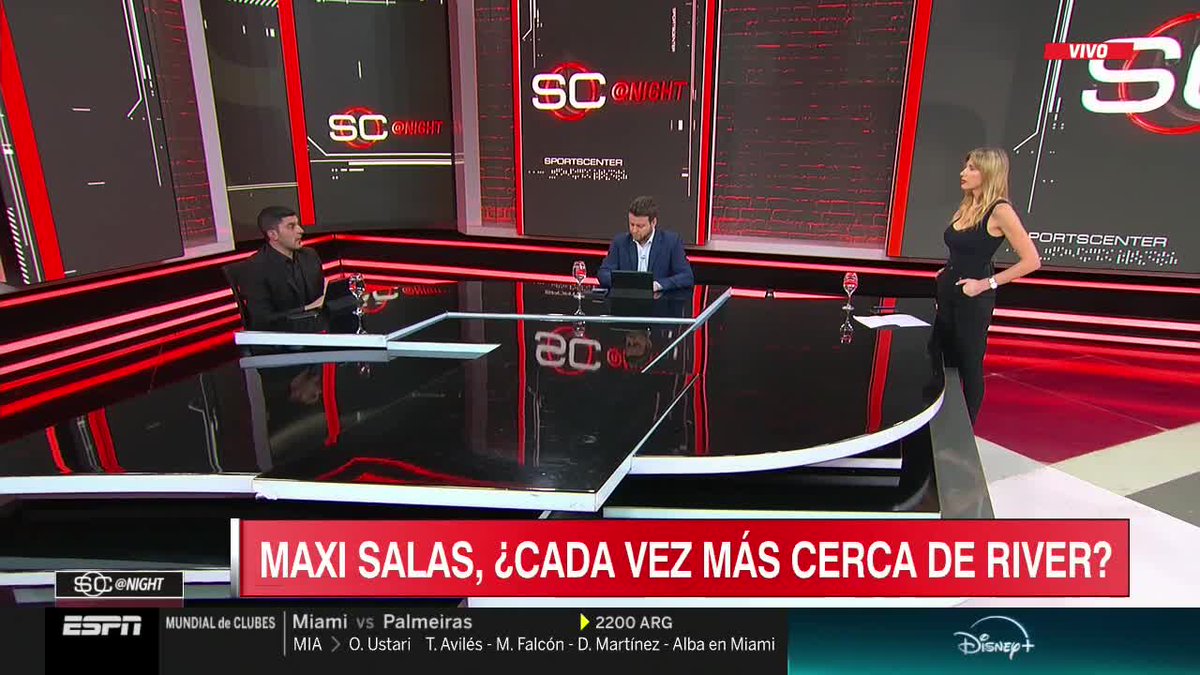 ARRANCÓ #SCNIGHT: @alinamoine, <a href="/leoparadizo/">Leo Paradizo</a> y <a href="/DavilaTomi/">Tomas Davila</a>, con la última novedad del mercado de pases y todo sobre el Mundial de Clubes.

📺 #SportsCenter | #DisneyPlus