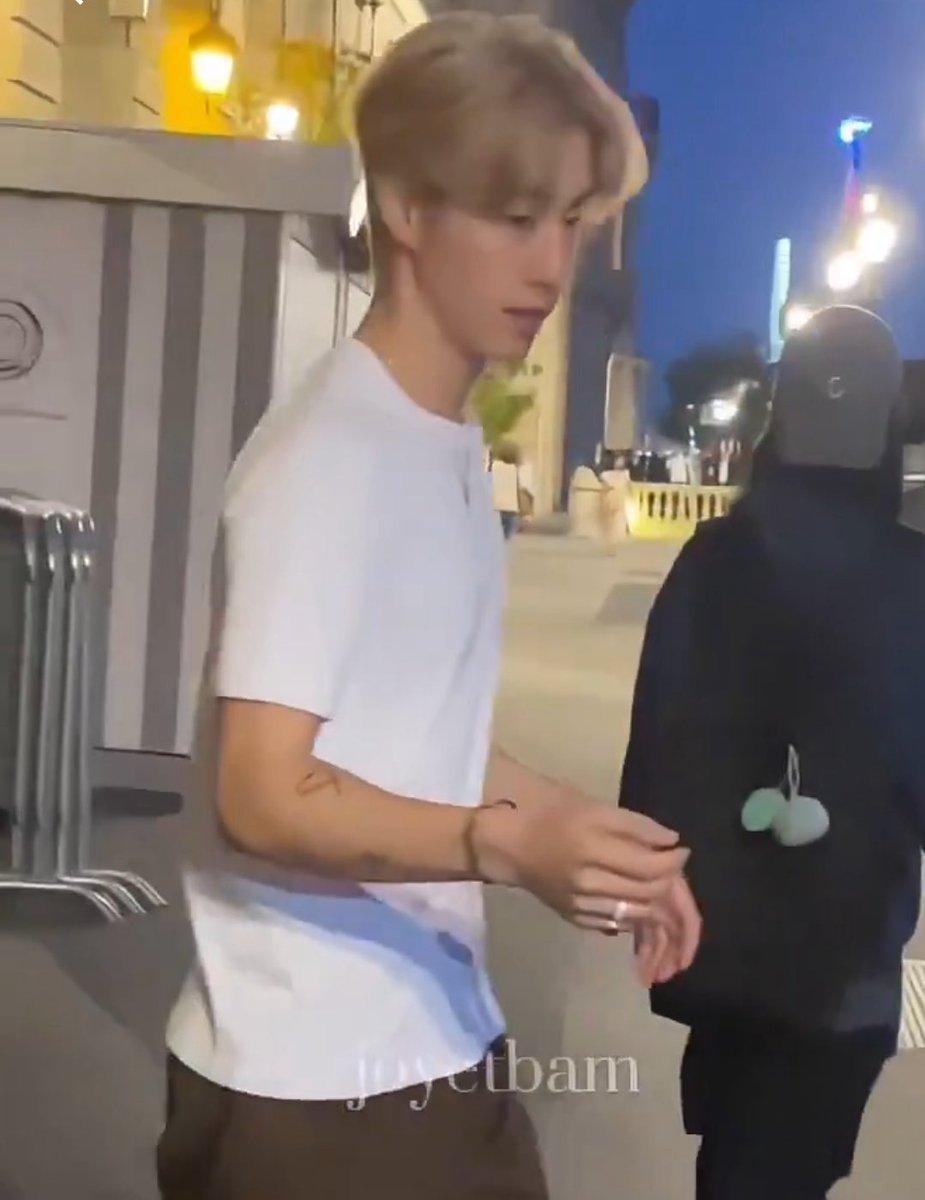 หายสงสัยแล้วนะคับมาร์คตัดผมทรงไร ทรงหล่อ กะทรงพระจำเริญคับบ 😫😭#MarkTuan <a href="/marktuan/">Mark Tuan</a>