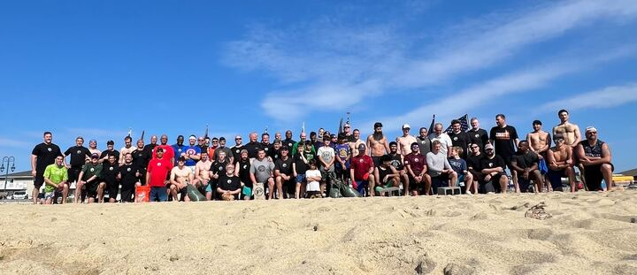 F3DosEquis / Curtis Hoberman tweet media