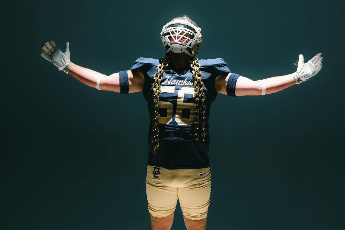 SarahSurber56's tweet image. Lovin’ these!!! 🤩 @DCHawkFootball @onlyloagin @AlecSurber
