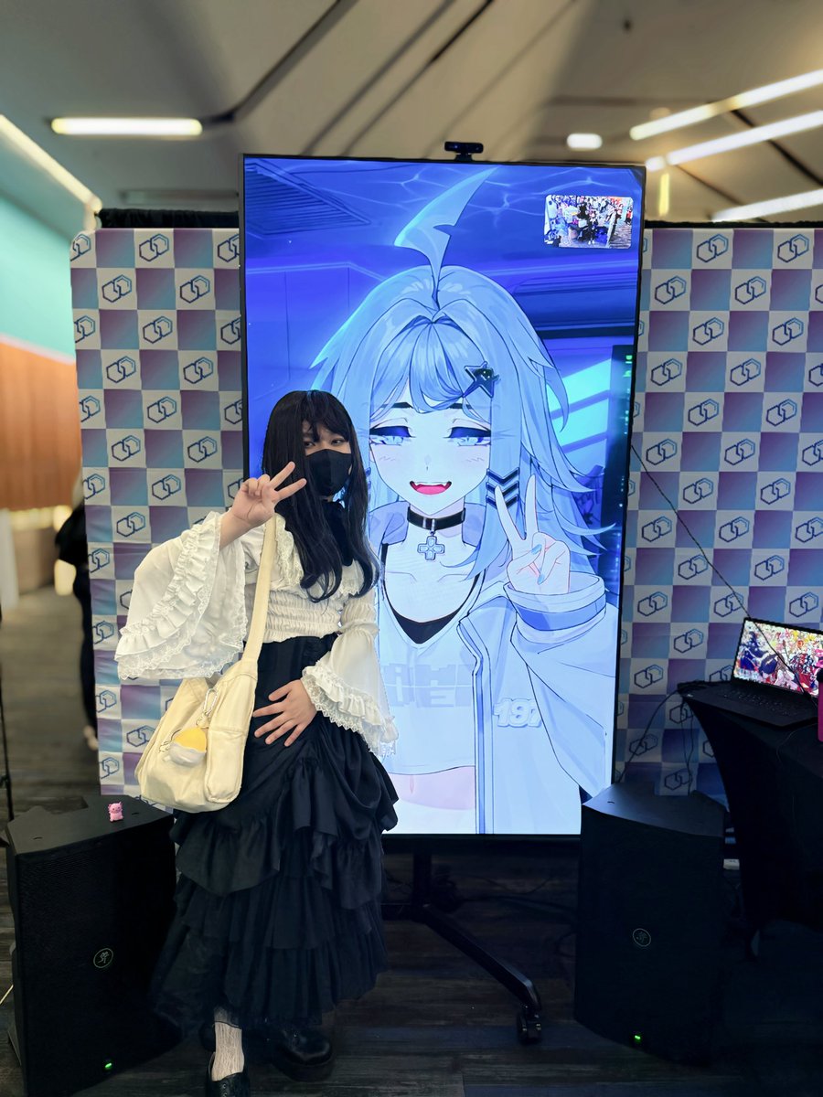 Omi 👻 (@omi_vt) on Twitter photo I got lucky enough to get in the waitlist for <a href="/TRiGGERPH1SH/">TRiGGERPHiSH 🎮🌊 【Aegis-Link】</a>! She kept calling me “she”…BE STILL MY BEATING HEART 😭 I got lucky enough to get in the waitlist for <a href="/TRiGGERPH1SH/">TRiGGERPHiSH 🎮🌊 【Aegis-Link】</a>! She kept calling me “she”…BE STILL MY BEATING HEART 😭