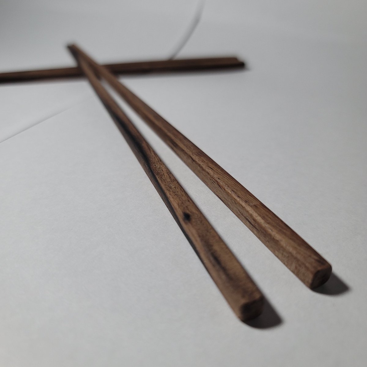 KuzuMerch's tweet photo. CHOPSTICKS are now available! 

https://t.co/ECR2GVkbGY

We have 2 currently in stock, but I will be making more if these 2 sell 🙏🏻 I plan to add engravings to them with our waifus in the future so every order helps us reach that goal! 

There will be more wood types in the future as well! I am planing to try zebra wood next, possibly 🤞🏻

Also check out Gawr Gura on the site! I would like to sell out and update it to her new character :)

#chopsticks #woodworking #woodworker #handmade #persimmon #handmade #anime #animegirl #waifu #animeart #animestickers #animeprints #animemerch #smallbusiness