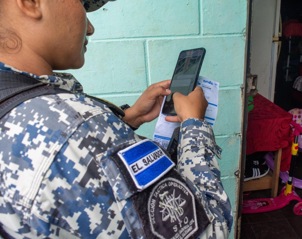 PNC El Salvador tweet media