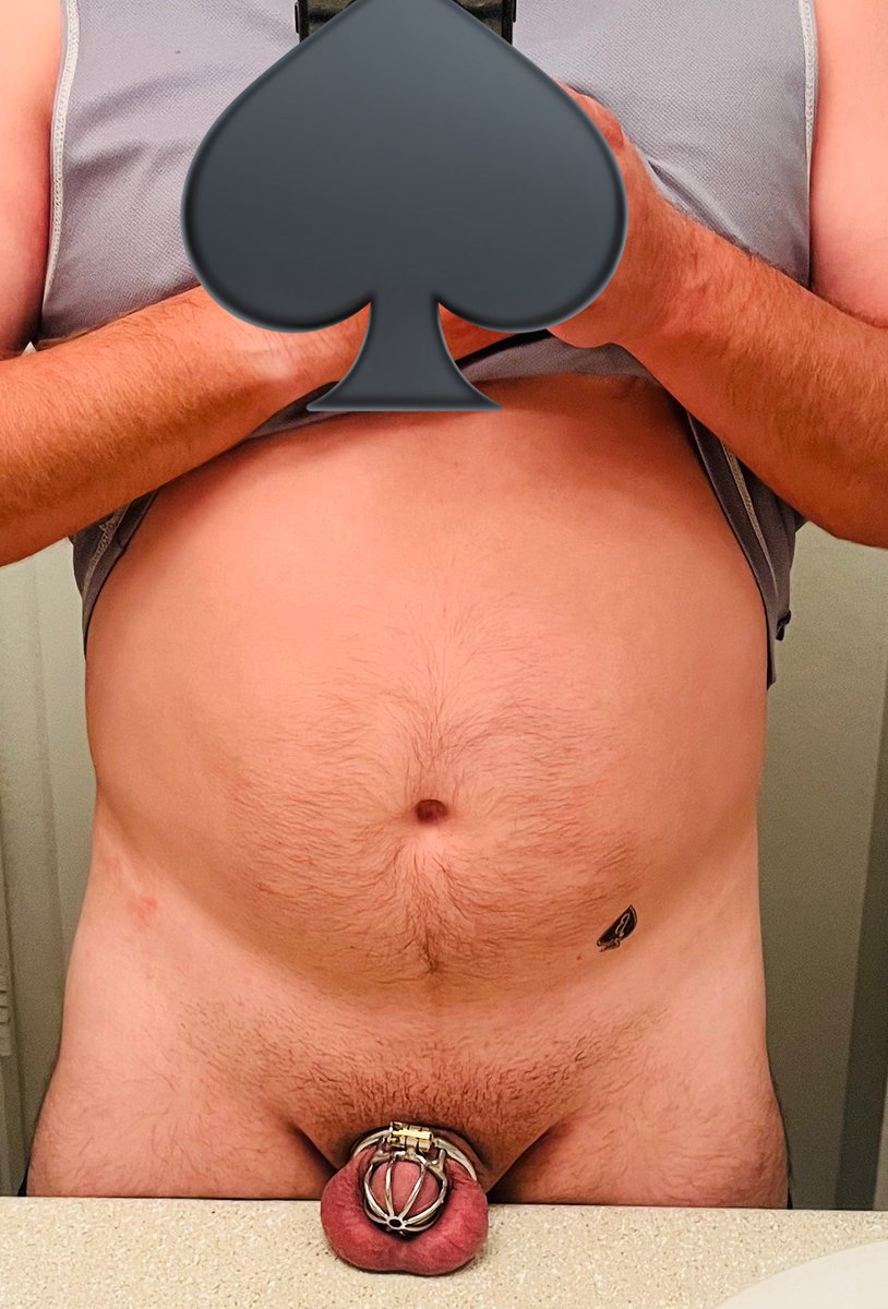 Im i a vixen or a bunny? I love the process im facing with my husband; totally in love with him and totally going crazy for me too. Enjoy the process and love the game. Thank you all for the support you are showing. His balls looks 🤤♠️. Please RT so we can keep posting more of