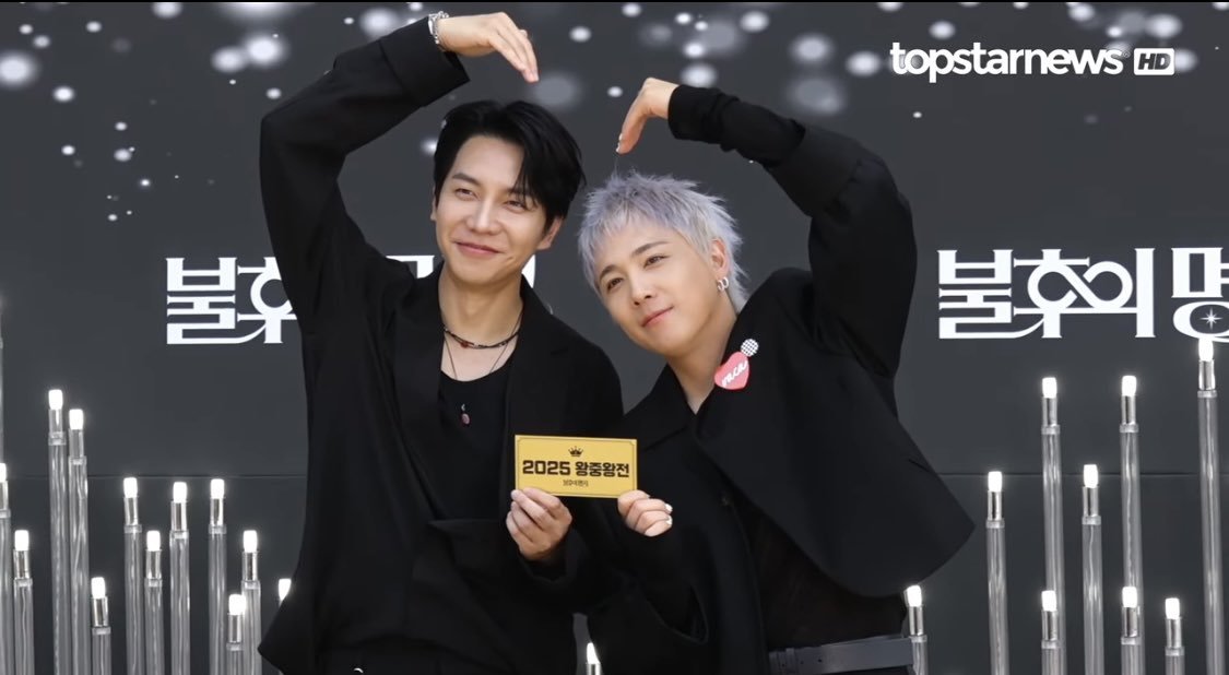 Anyone knows when the show will air? Also, Airen who were there, could u pls give us a hint about which song they sang? If u can't say the title, maybe the name of the OG singer, or the genre. Whatev u're allowed to say.
#LeeSeungGi #LeeHongGi