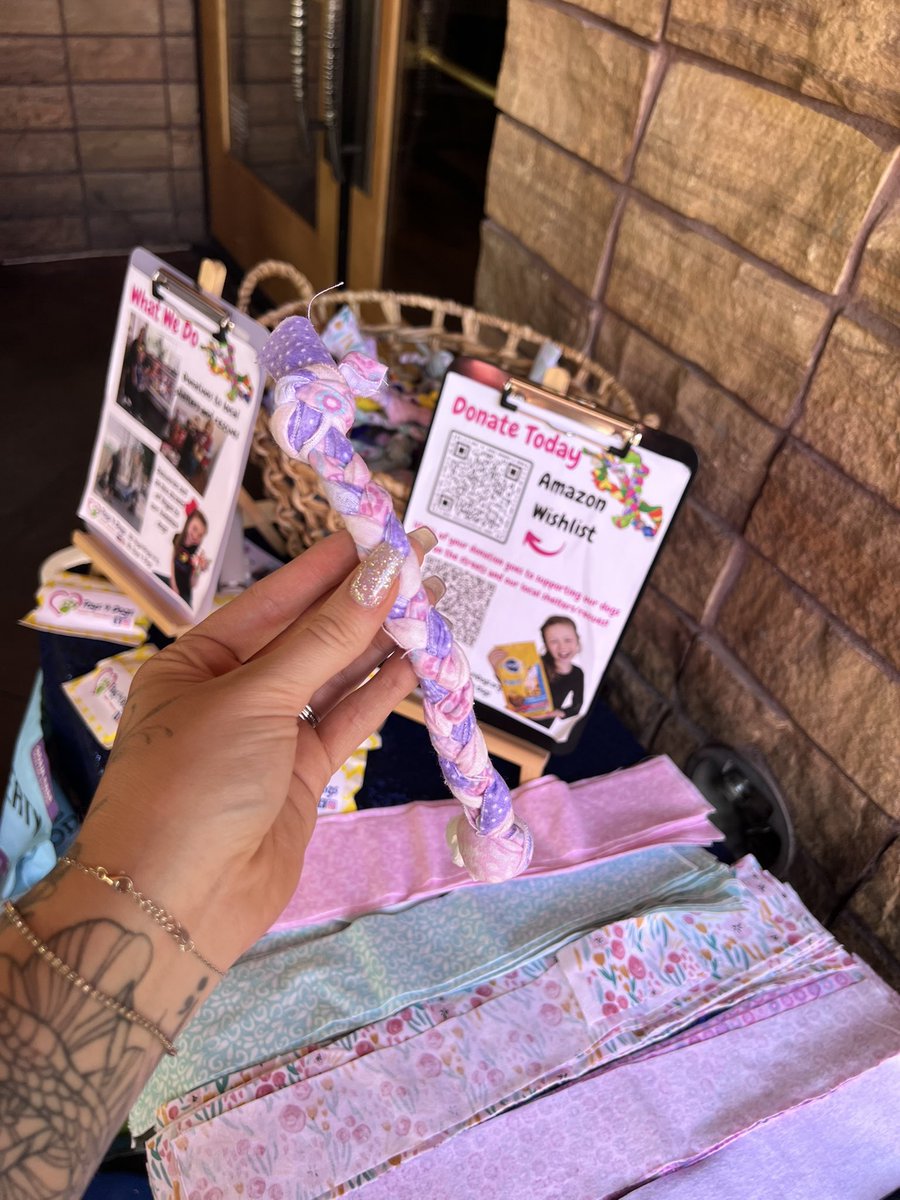 SamFrumboli's tweet photo. Another epic charity event with Moonrise Next Gen! We partnered with Toys4Dogs to make homemade dog toys for shelter pups. We collected donations, raised money and helped bring awareness to this awesome charity. 

#dogs #homelesspets #dogadoption #adoptdontshop #giveback https://t.co/IaDqGSyq93