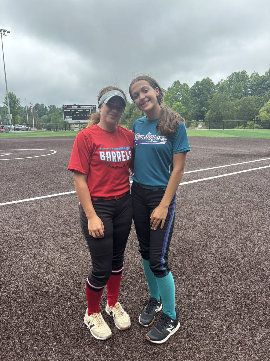 Leah Senter (@leah_senter18) on Twitter photo I had a great time this past Wednesday at a <a href="/UVAWiseSB/">UVA WISE SOFTBALL</a> camp!! I got to meet an amazing coach, <a href="/karenburnette/">Karen Bitter</a>. It was a great experience and got to see my highschool teammate <a href="/BrindyHayes6/">BrindyHayes2026</a>!! <a href="/ExtraInningSB/">EXTRA INNING SOFTBALL</a> <a href="/SBRRetweets/">Softball Recruiting Reposts</a> <a href="/SunilSportsNews/">Sports News By Sunil Sunder Raj</a> <a href="/CoastRecruits/">Coast 2 Coast Recruits</a> I had a great time this past Wednesday at a <a href="/UVAWiseSB/">UVA WISE SOFTBALL</a> camp!! I got to meet an amazing coach, <a href="/karenburnette/">Karen Bitter</a>. It was a great experience and got to see my highschool teammate <a href="/BrindyHayes6/">BrindyHayes2026</a>!! <a href="/ExtraInningSB/">EXTRA INNING SOFTBALL</a> <a href="/SBRRetweets/">Softball Recruiting Reposts</a> <a href="/SunilSportsNews/">Sports News By Sunil Sunder Raj</a> <a href="/CoastRecruits/">Coast 2 Coast Recruits</a>