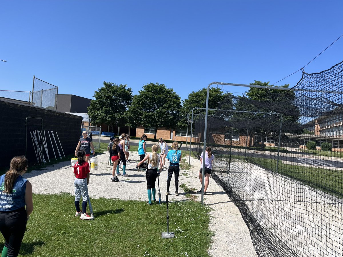 Willowbrook Softball tweet media