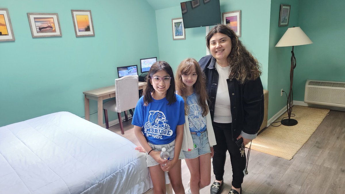 On Friday, members of the  <a href="/SBSDCA/">Cambridge ES</a> Cougar Council delivered 138 pounds of pull tabs to the <a href="/RMHCNJ/">RMHCNJ</a> in New Brunswick and were treated to a tour learning more about various ways we can help those who use the facility!