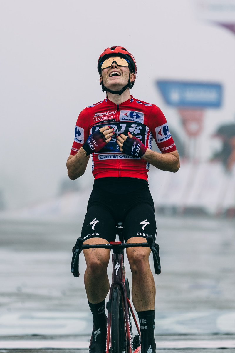 SUPACAZ's tweet image. Greatness 🔥
@demivollering 

#Supacaz #FDJSuez #StarFade #Red #lavueltafemenina