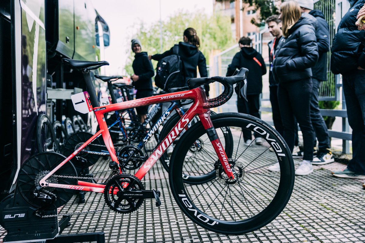 SUPACAZ's tweet image. Greatness 🔥
@demivollering 

#Supacaz #FDJSuez #StarFade #Red #lavueltafemenina