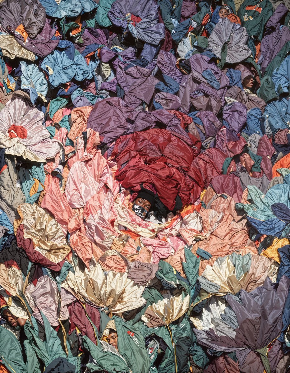 Thank you all for such an eventful day. I’m blown away that 72 out of 137 pieces from Synthetic Bloom have found their way into respected collections. I’ll keep adding wallets to the private sale list for those still interested; allocations reopen tomorrow morning (UK time).