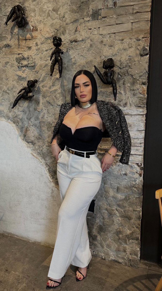 🔥 Que esta semana los encuentre sabrosos, desatados y vibrando alto…
La vida es deliciosa, no vinimos a cohibirnos, sino a gozarla con alma y piel 🌙💋

#PUEBLA