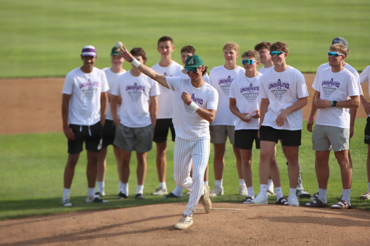 Rick Grammond (@rgrammond) on Twitter photo I meant to post this last week, but it was a real pleasure to witness members of the 2024-25 Class AA Boys Basketball Champion <a href="/AlbanyBoysBball/">Albany Boys Basketball</a> Huskies throw out the ceremonial 1st pitch prior to the <a href="/FOX9/">FOX 9</a> Town Ball Tour game for the <a href="/Avon_Laker/">Avon Lakers</a> and <a href="/StWendelSaints/">StWendelSaints (10-6 ovr, 8-2 Victory League)</a> on Wednesday! I meant to post this last week, but it was a real pleasure to witness members of the 2024-25 Class AA Boys Basketball Champion <a href="/AlbanyBoysBball/">Albany Boys Basketball</a> Huskies throw out the ceremonial 1st pitch prior to the <a href="/FOX9/">FOX 9</a> Town Ball Tour game for the <a href="/Avon_Laker/">Avon Lakers</a> and <a href="/StWendelSaints/">StWendelSaints (10-6 ovr, 8-2 Victory League)</a> on Wednesday!