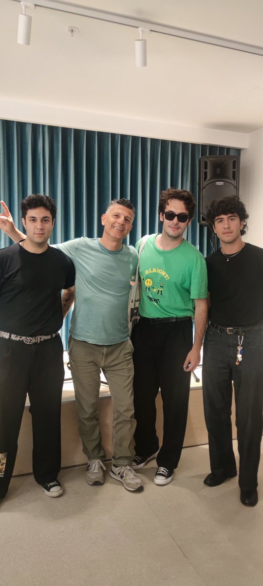 Yangın ile süper eğlendik,çok faydalı şeyler konuştuk,bilgiler verdik🤟🏻 <a href="/ozzyonair_/">Ozzy</a> <a href="/RadyoMODnet/">RadyoMod.net</a> #birdnest #yangin 
#ozzyiletürkcerock  
radyomod.net