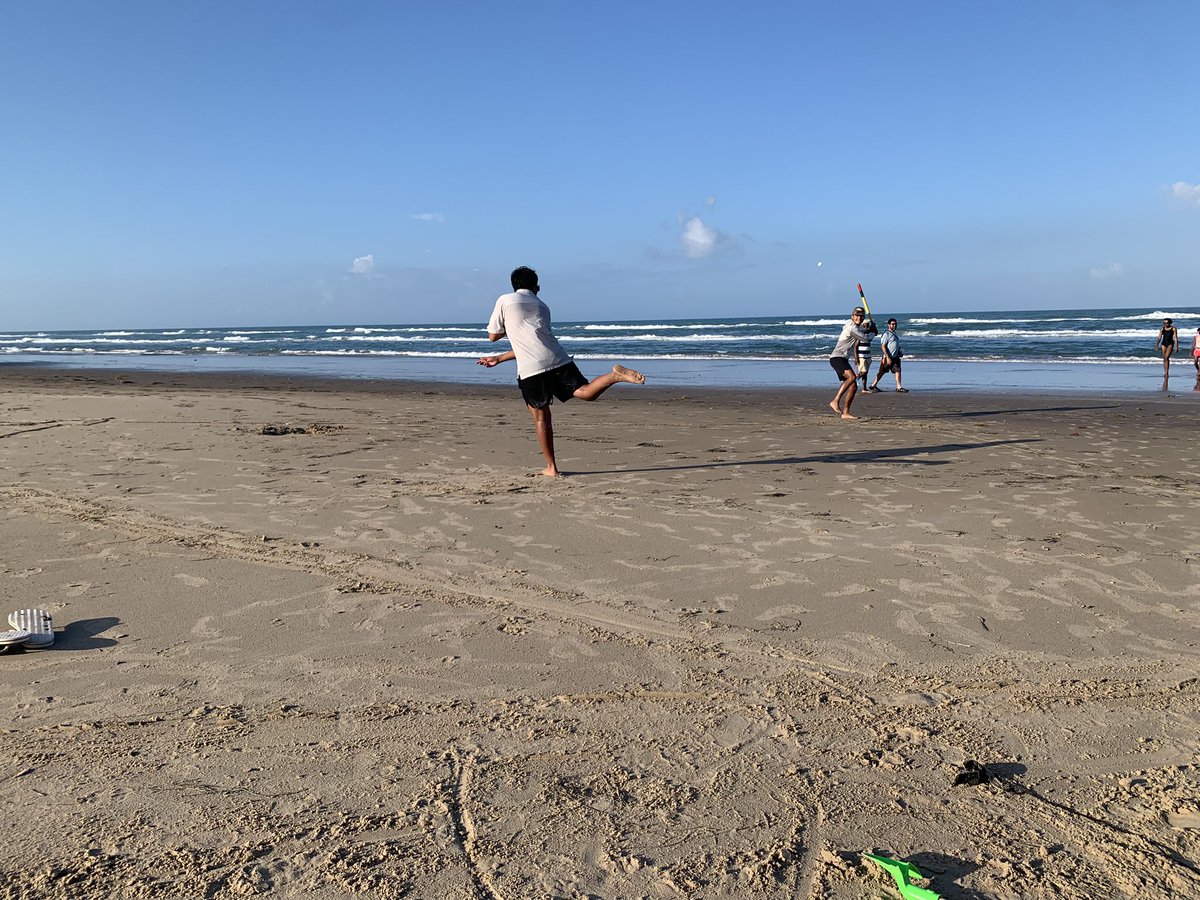 Esmer Martinez tweet media