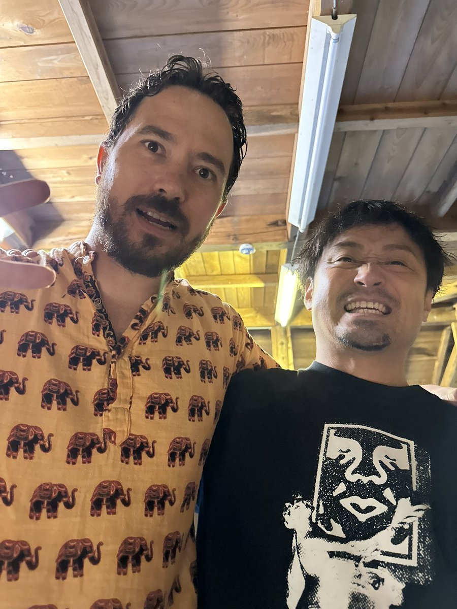第1回目のKAGURAに出演していただいたTRON氏と三年ぶりに📸

会えて嬉しかった〜

TRON氏とバックヤードで再会して早々日本語で『久しぶり！』って言われた時は笑ったw
