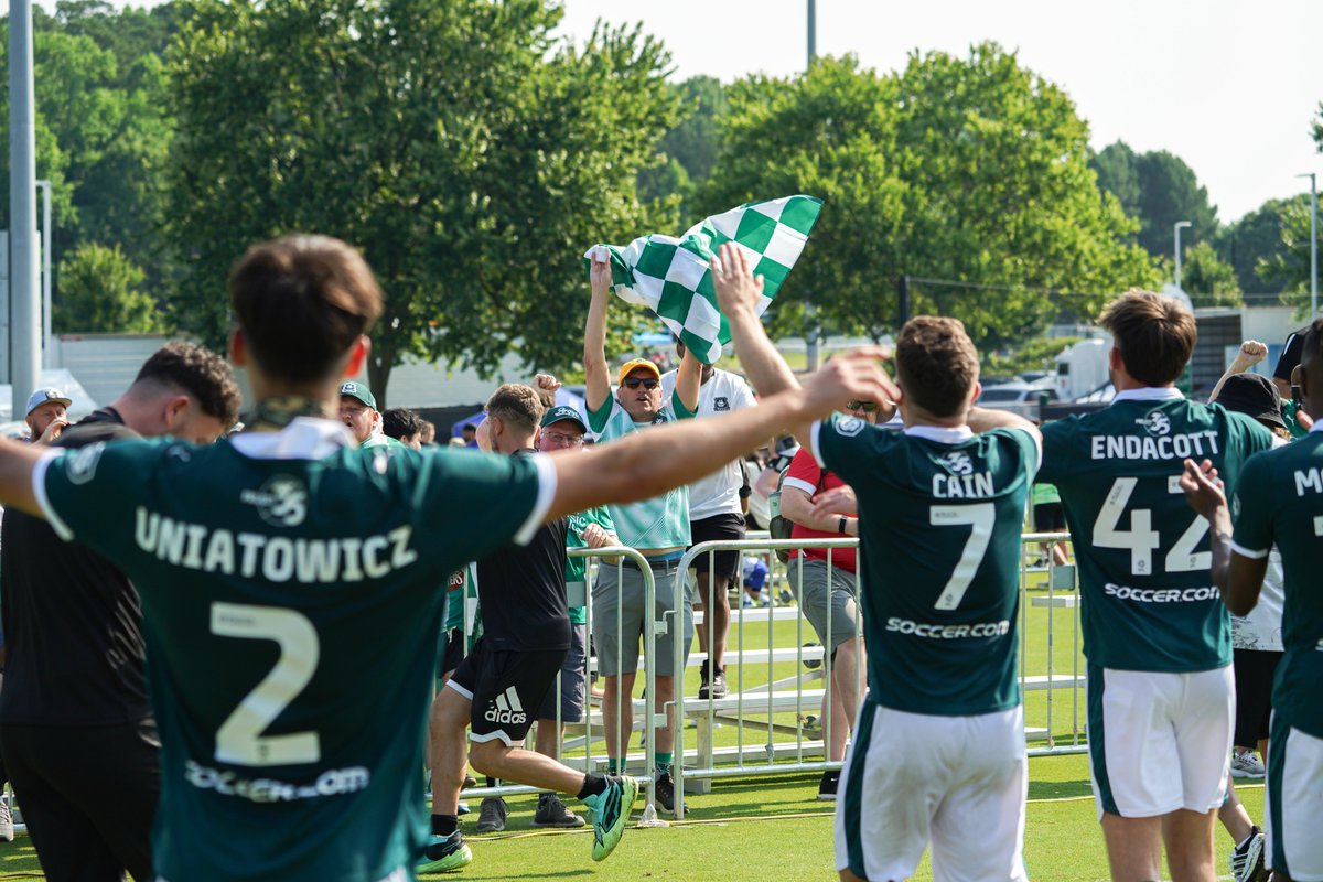 NigelRick's tweet image. They're up!  248 photos of "Argyle and ArgyleUSA
@TST
".   15:27 minutes for your viewing pleasure...  Enjoy!  argyleusa.com