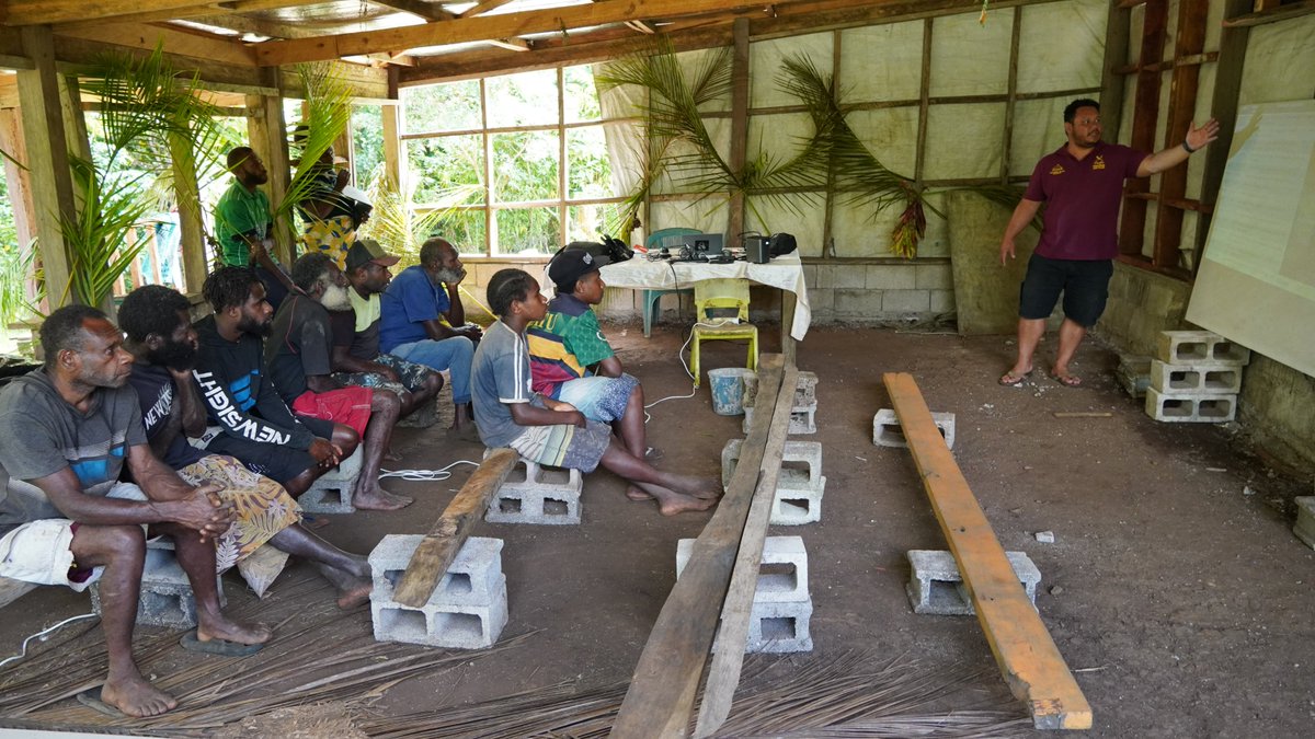 SprepChannel's tweet photo. 🌿Reviving Biodiversity: Community lead Invasive Weed Management at Nusumetu Conservation Site, Tanna Island 🇻🇺
More 🔗 https://t.co/PMw1vheXxF
#ResilientPacific #PRISMSS https://t.co/bQOEZQHL8I