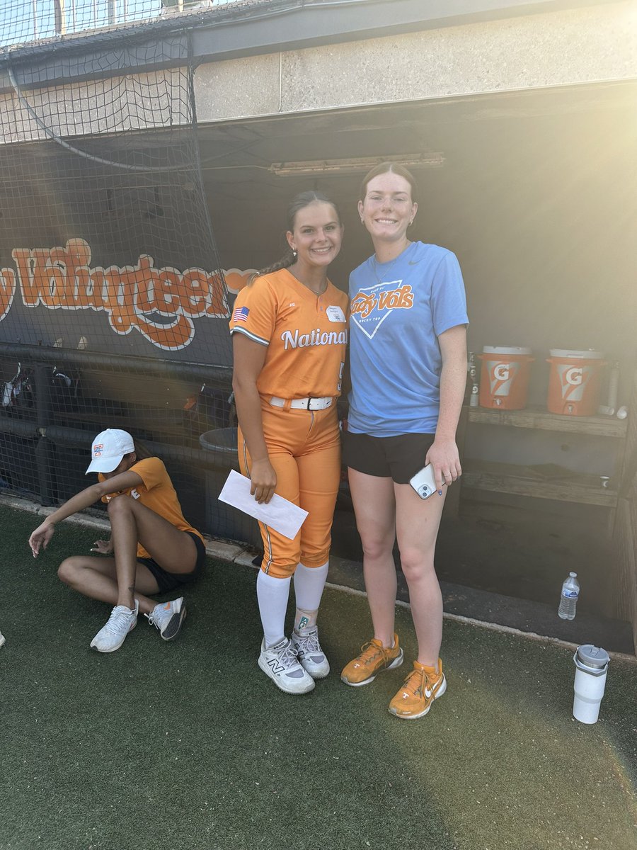 I had a amazing camp today with <a href="/Vol_Softball/">Tennessee Softball</a>. I really enjoyed all the info i received today. I also got to spend time with a former National <a href="/ShulerZoie/">zoie shuler</a>. Thank you to all the coaches for a great camp.
<a href="/Nationals_Coach/">Nationals 16U</a> <a href="/T_Batts3/">Terry Batts</a> 
<a href="/KarenWeekly/">Karen Weekly</a> <a href="/Coach_SniderSB/">Craig Snider 🍊</a> 
<a href="/SLSanders20/">Stephanie Sanders</a>
